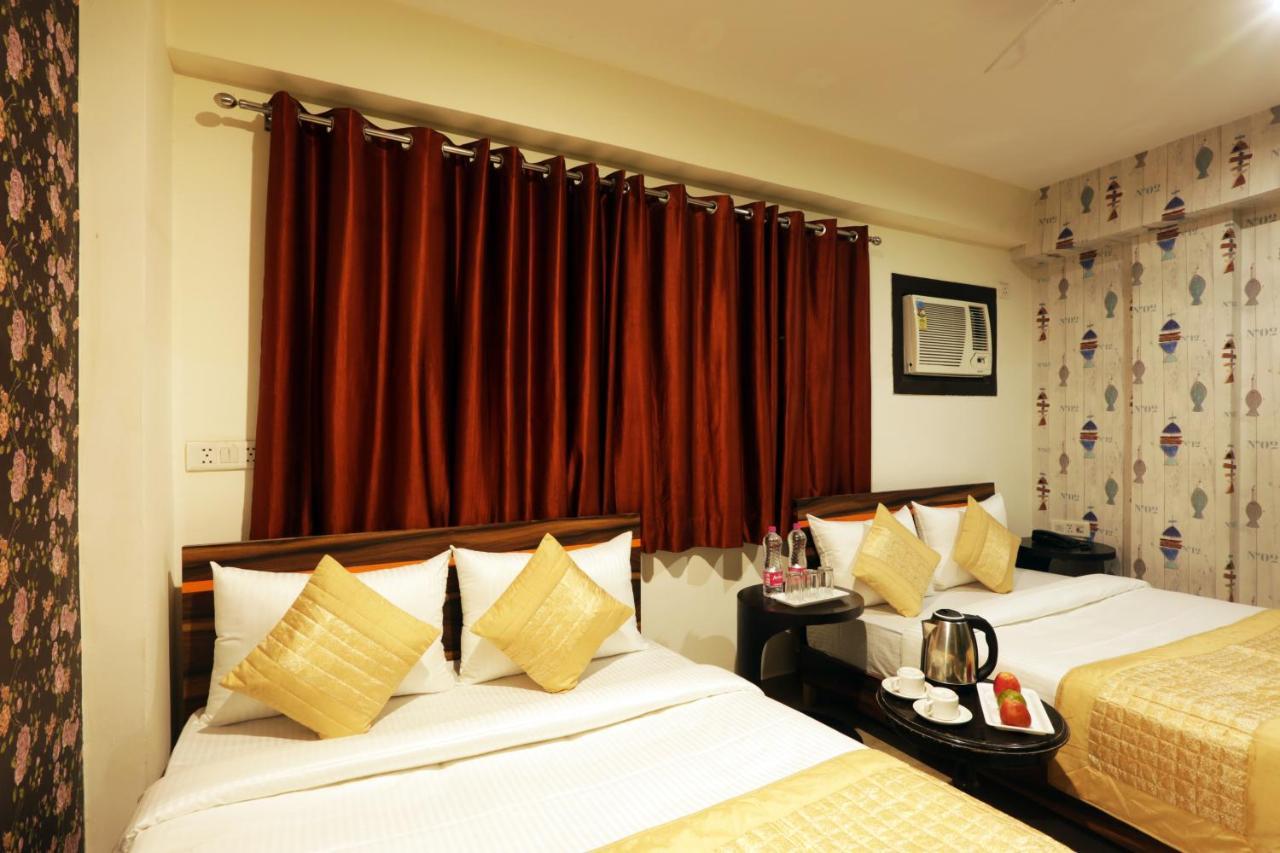 Hotel Classic Plaza At Delhi Airport New Delhi Exterior photo